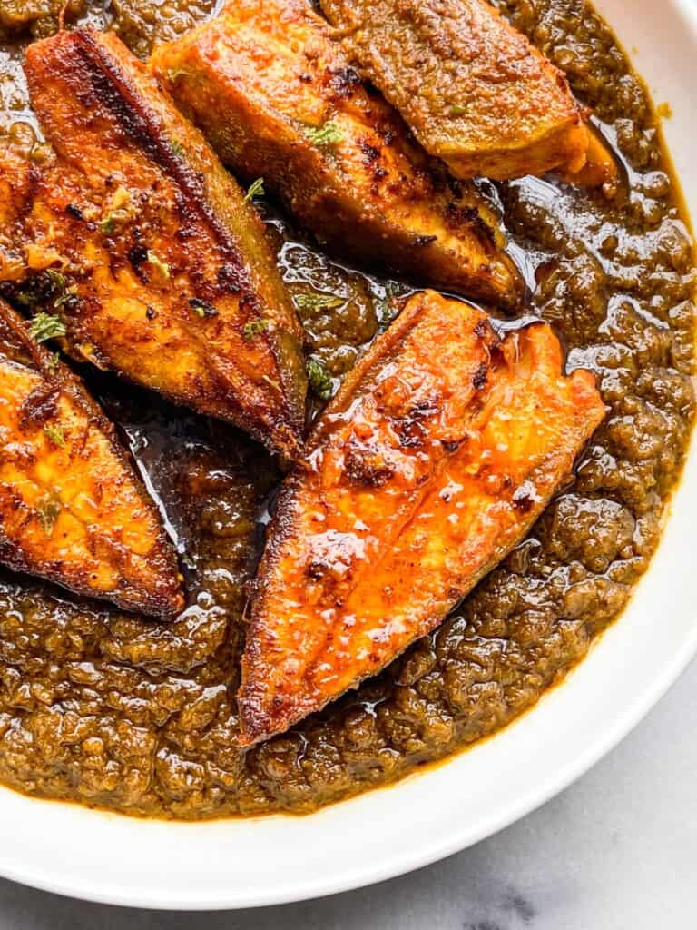 Pomfret fish curry