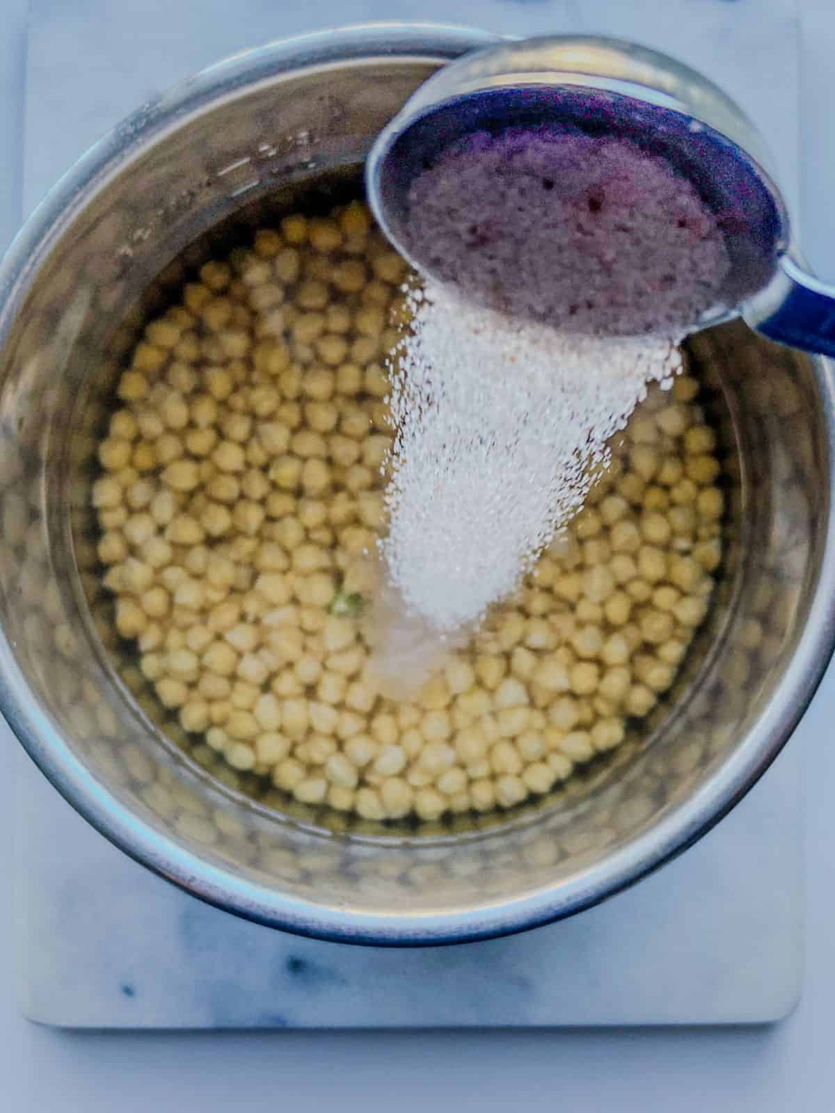 Adding salt to soaked chickpeas in the Instant Pot